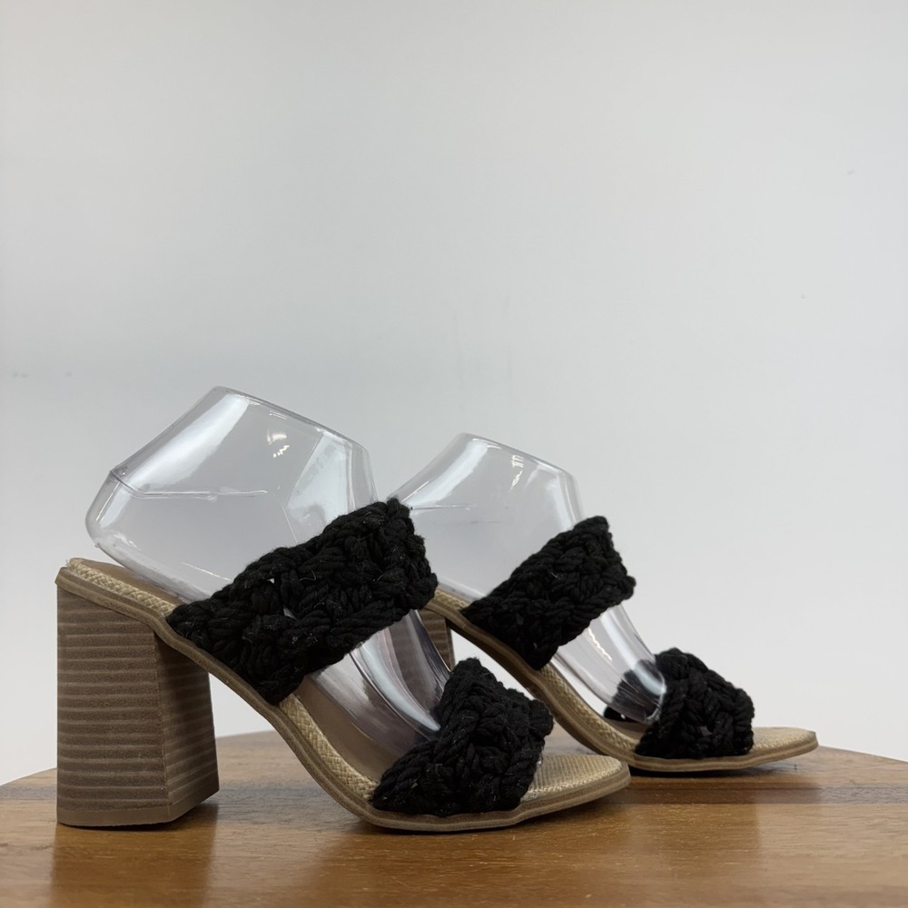 Womens Dolce Vita Roulette Black Woven Slip On Strappy Sandals Heels Size 8 GUC